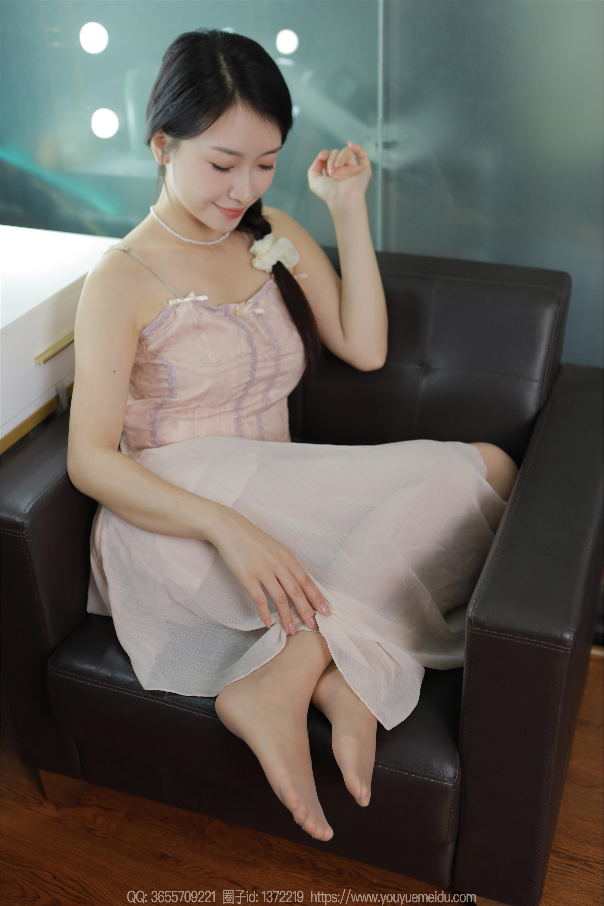 IESS异思趣向  2024.08.05 丝享家 1812 小婕《藕粉吊带裙》